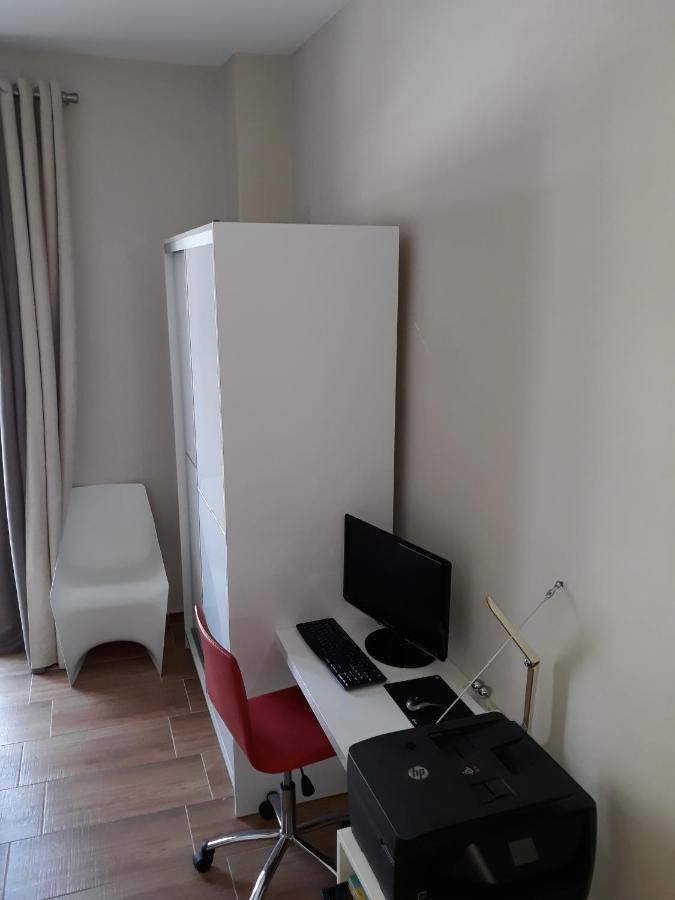 Studiosbank Kab D Dráma Buitenkant foto