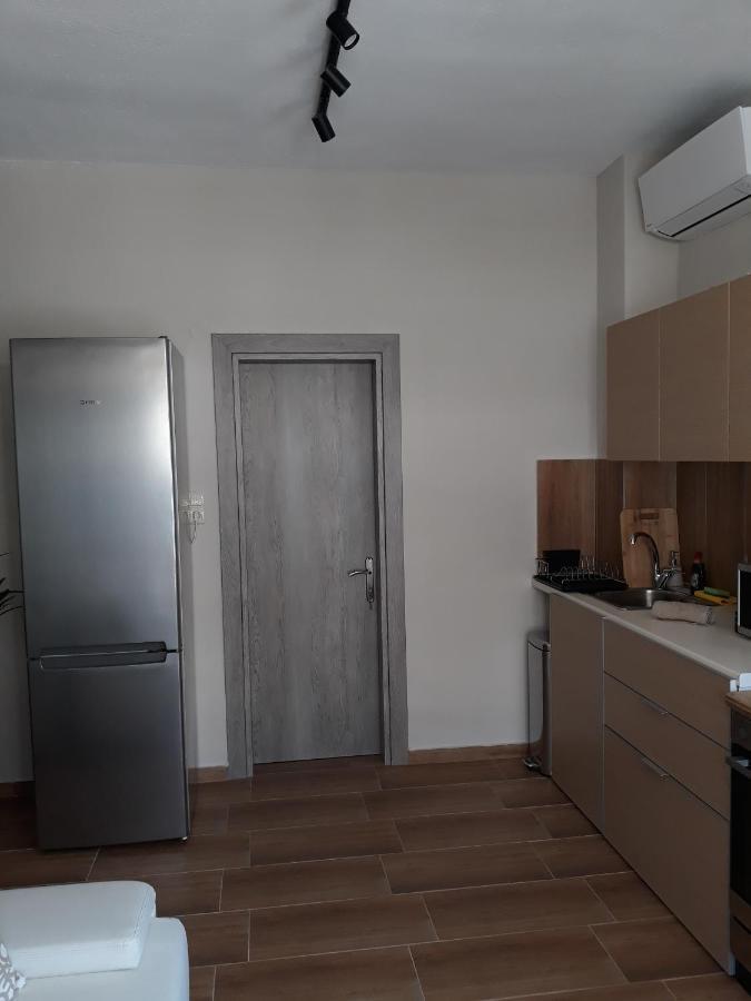 Studiosbank Kab D Dráma Buitenkant foto